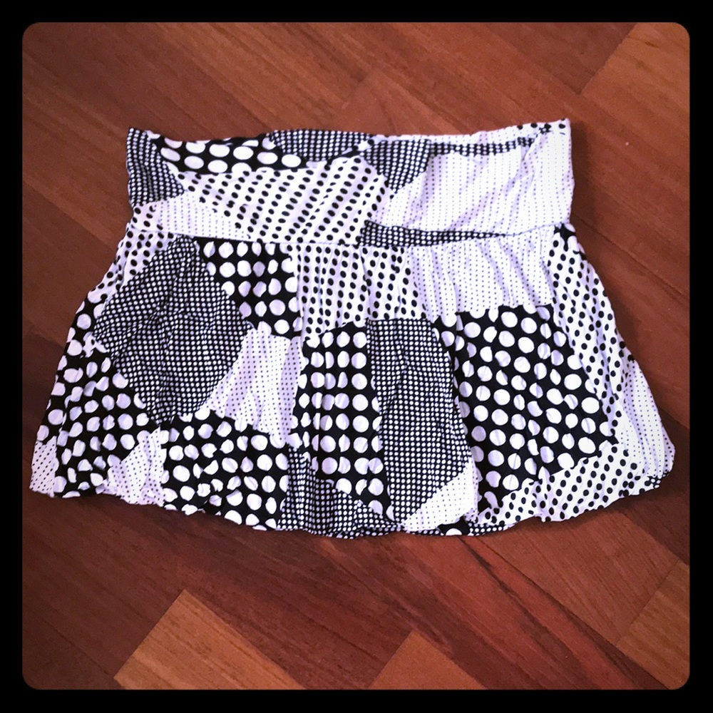 Xl Delia’s black & white patchwork polka dot skirt